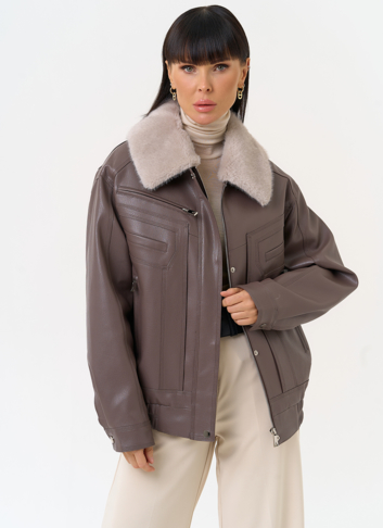 Женская утепленная куртка из эко кожи в бежевом цвете Женская утепленная куртка из эко кожи в бежевом цвете