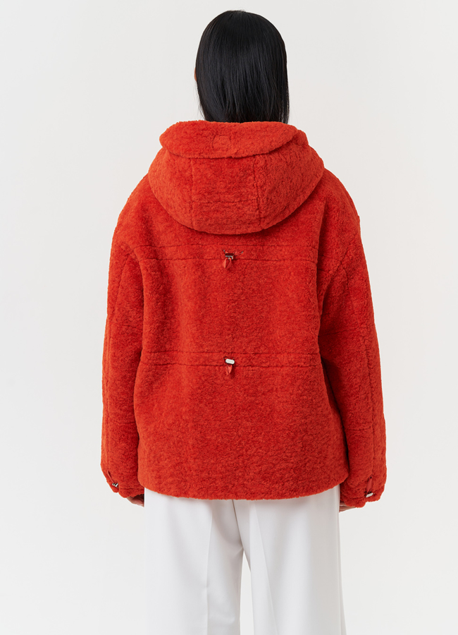 Куртка из эко меха с капюшоном модель № 28106 универмаг малина