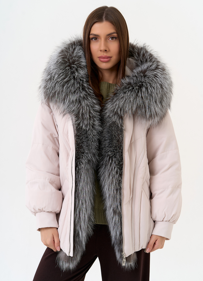 Женский пуховик с отделкой из меха чернобурки модель № 31446 меха малина