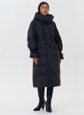 Женский пуховик с капюшоном