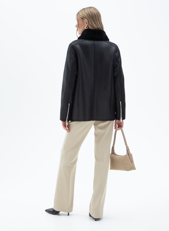 Женская дубленка из эко кожи с отделкой из эко меха