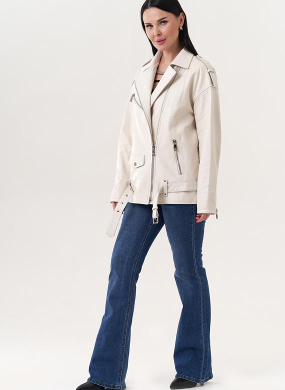 Светлая куртка "косуха" из натуральной кожи