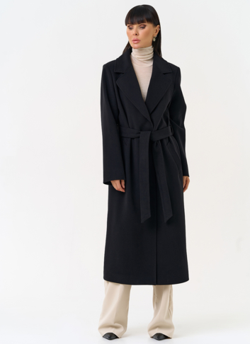 Женское пальто черного цвета с поясом